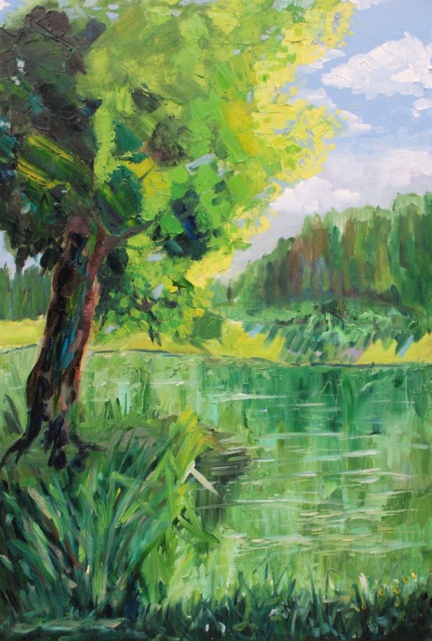 Картина Дарьи Злобиной: дерево на берегу, зелёная вода и дальний лес